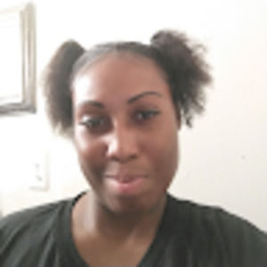 Meet your Posher, Leona